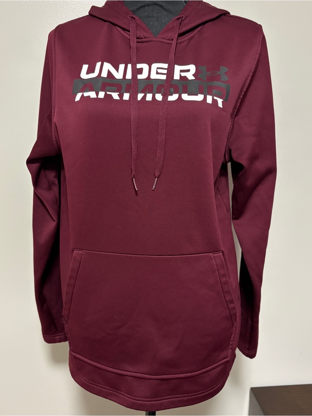 Under Armour Men’s Burgundy Long Sleeve Drawstring Pullover Hoodie